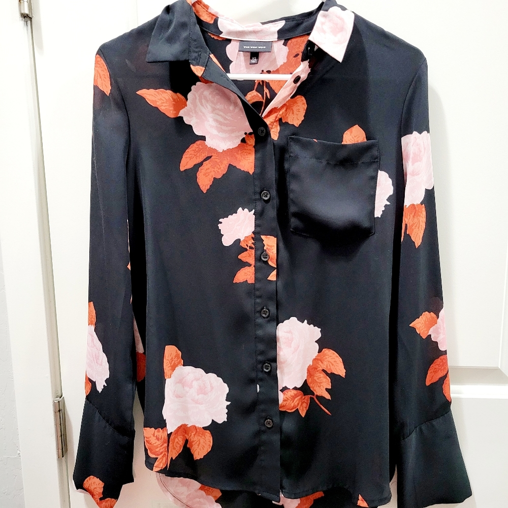 NWOT Who What Wear Button Down Shirt